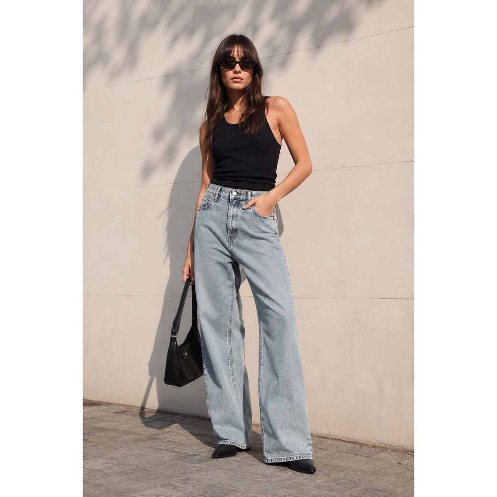 MIKUTA High Waisted Wide Leg Jeans Light Blue Wash - Size 27